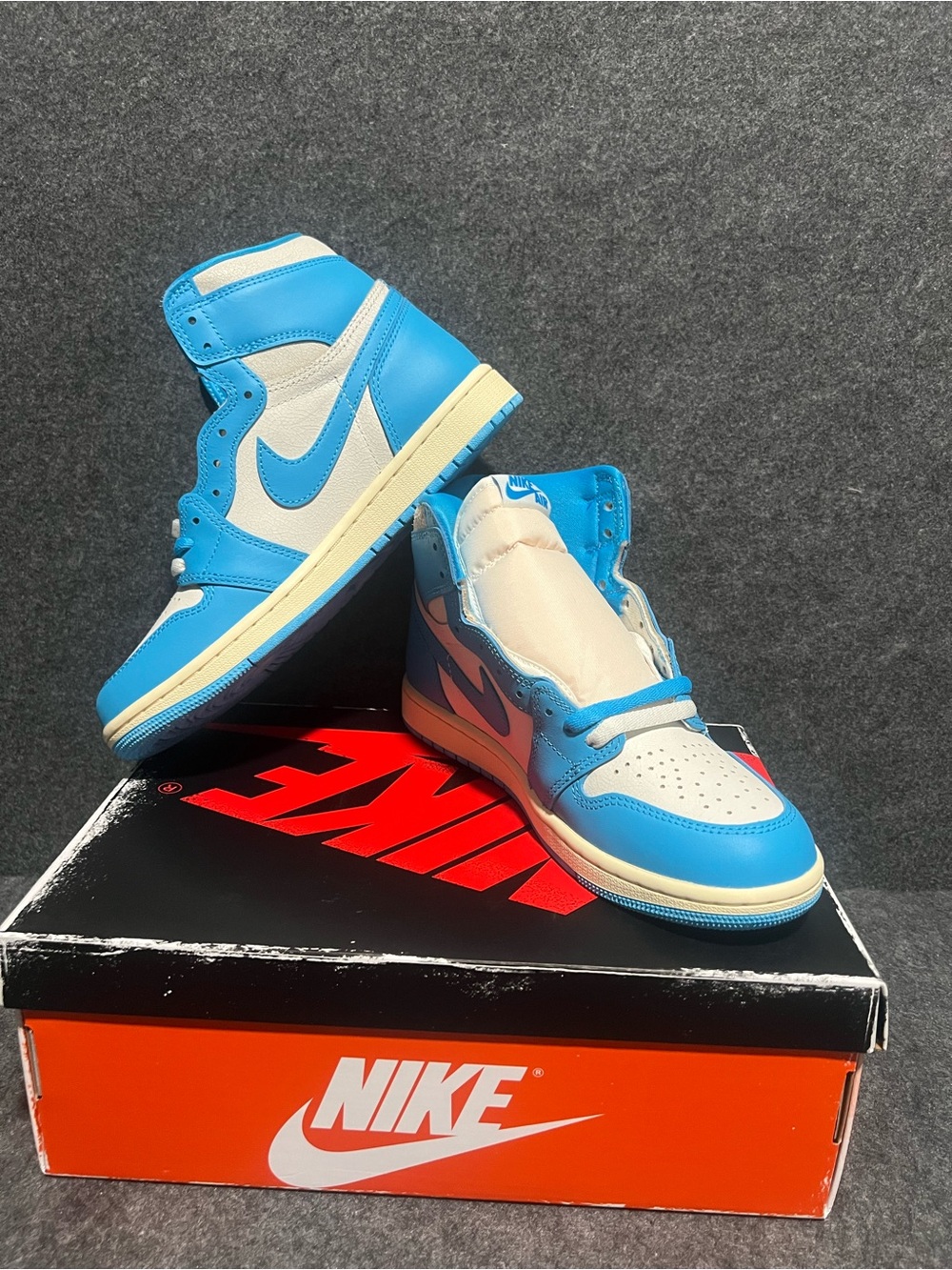 Air Jordan 1 Retro High OG
UNC Reimagined